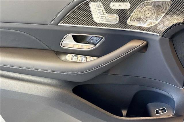 New 2026 Mercedes-Benz GLS 63 AMG 4MATIC image 16