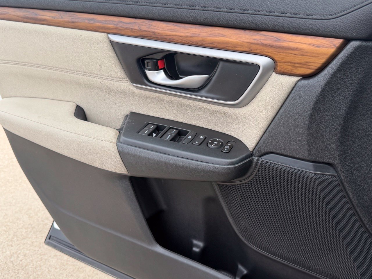 Used 2020 Honda CR-V EX image 29