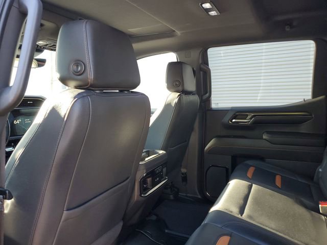 Used 2023 GMC Sierra 1500 AT4 w/ Technology Package AWD/4WD image 10