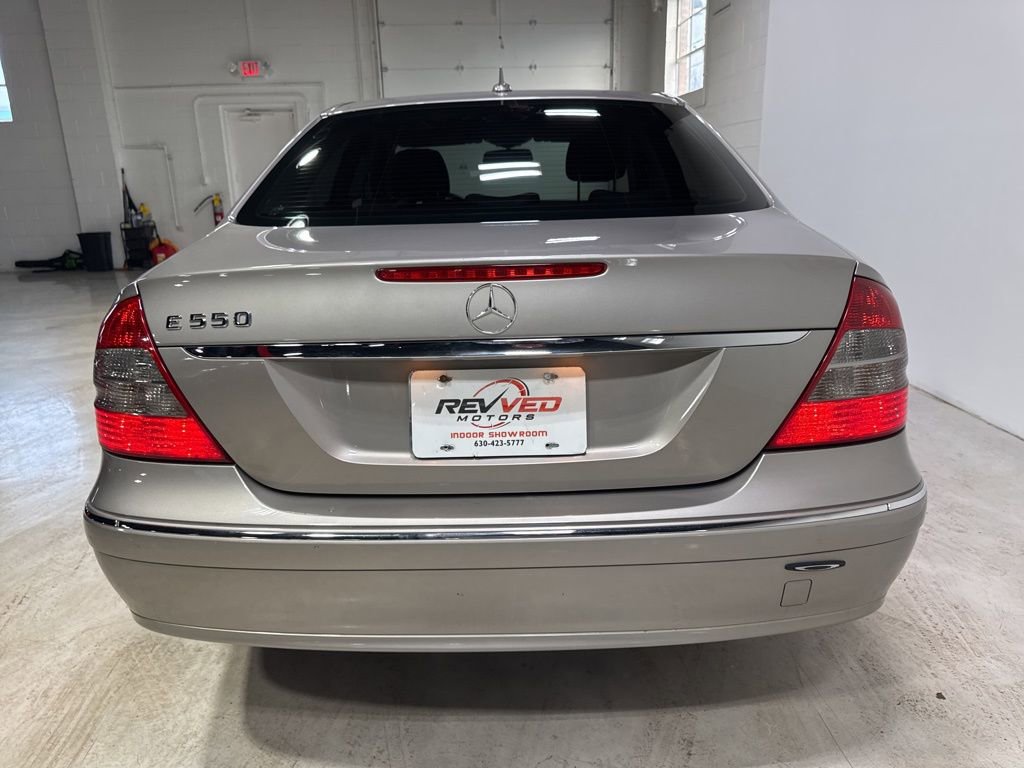 Used 2007 Mercedes-Benz E 550 Sedan image 6