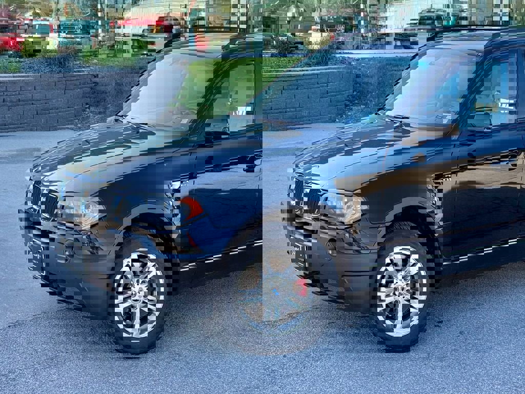 Used 2004 BMW X3 3.0i AWD/4WD image 2