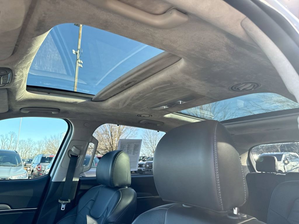 Used 2022 Kia Telluride SX w/ SX Prestige Package image 20