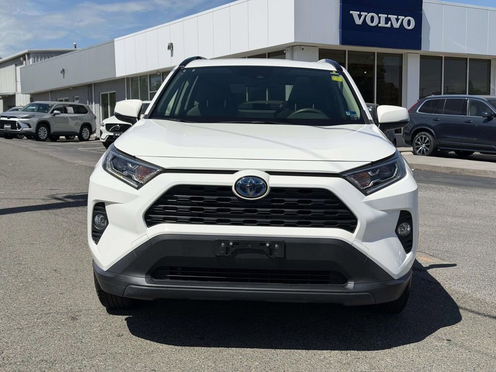 Used 2019 Toyota RAV4 XLE w/ Convenience Package image 24