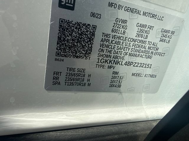 Used 2023 GMC Acadia SLE FWD image 9