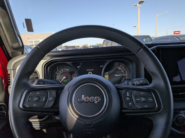 Used 2024 Jeep Wrangler Unlimited AWD/4WD image 19