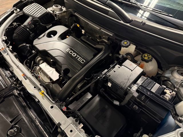 Used 2022 Chevrolet Equinox LS w/ LS Convenience Package image 42