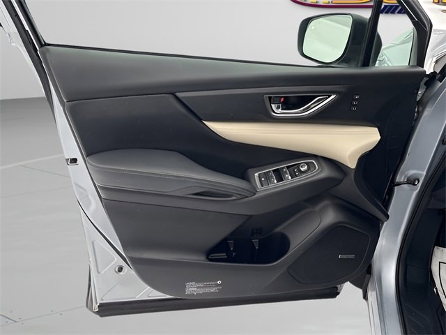 Used 2022 Subaru Ascent Limited w/ Technology Package image 6