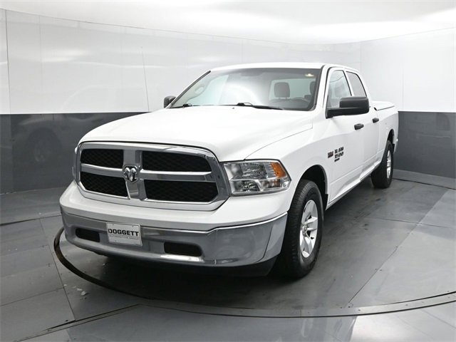 Used 2022 RAM 1500 Classic SLT image 30