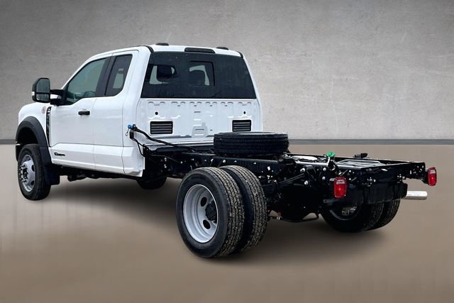 New 2026 Ford F550 4x4 SuperCab Super Duty image 3