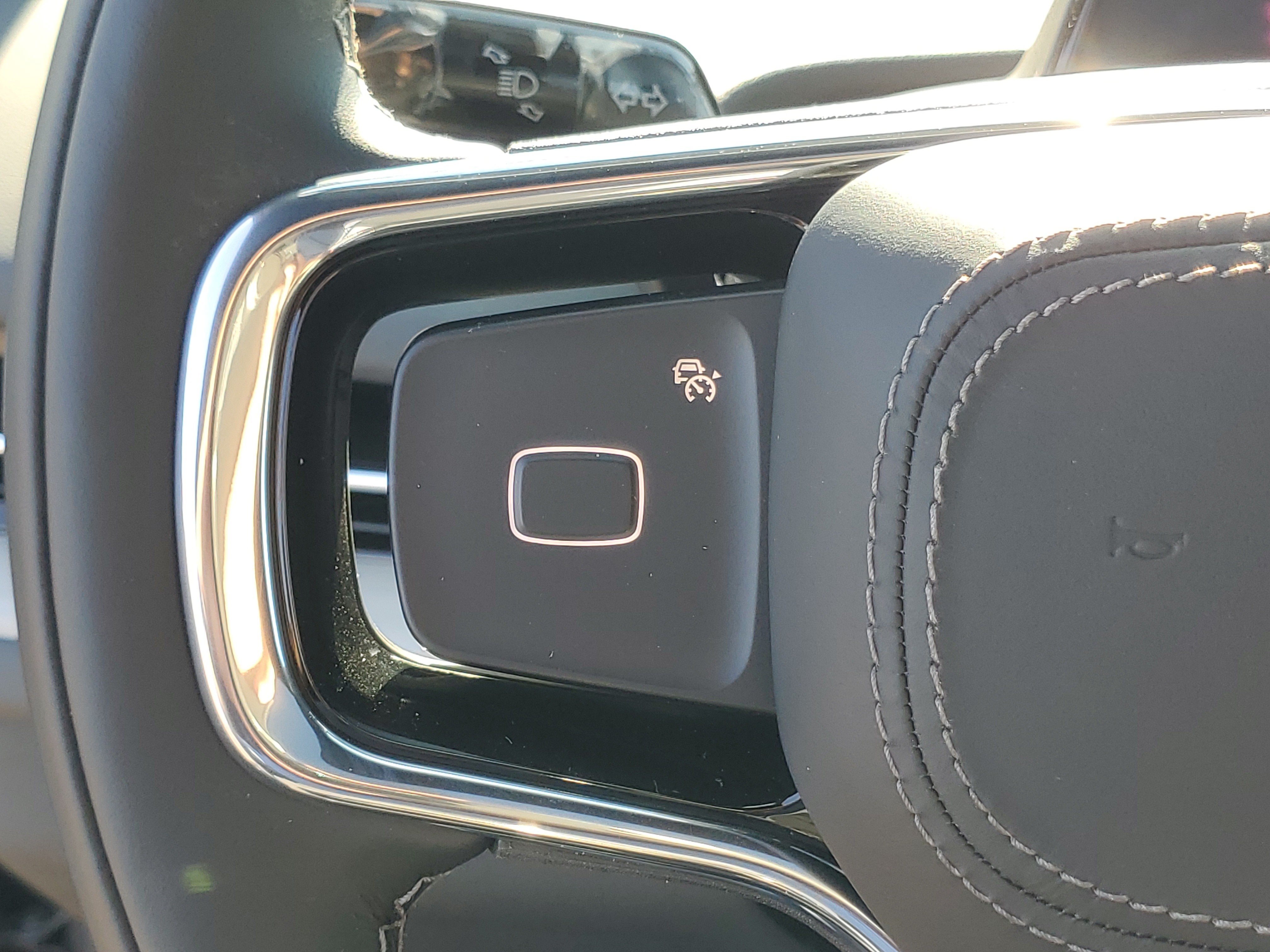 New 2027 Lincoln Navigator Reserve w/ Jet Appearance Package AWD/4WD image 17