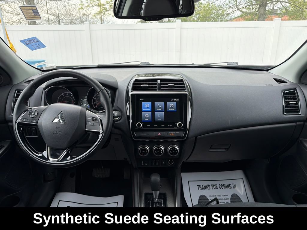 Used 2025 Mitsubishi Outlander Sport SE AWD/4WD image 14