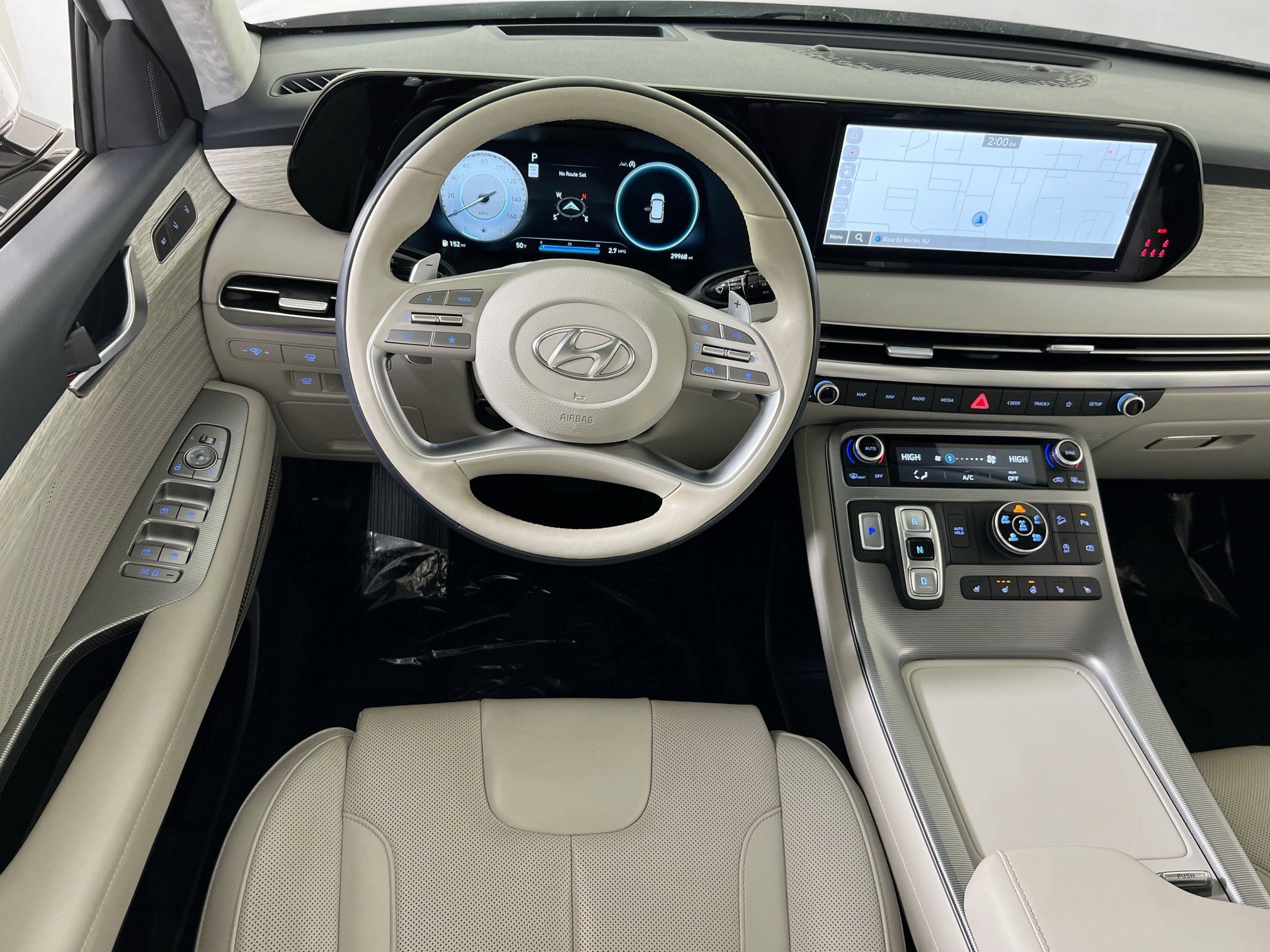 Used 2023 Hyundai Palisade Calligraphy image 24