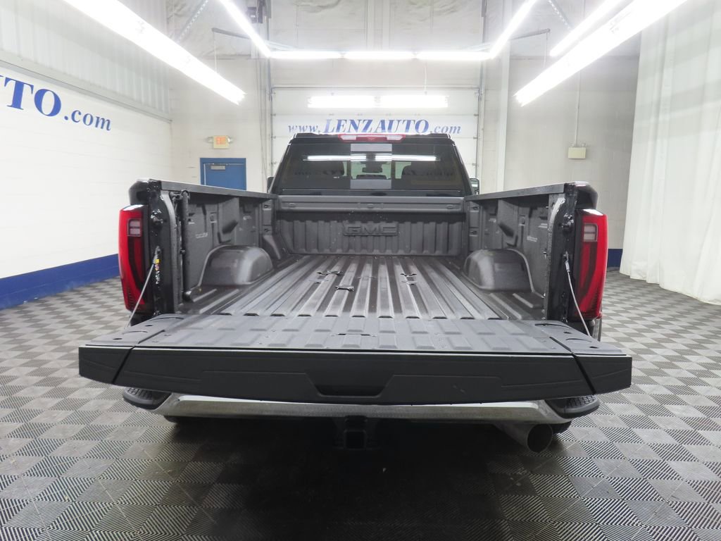 Used 2024 GMC Sierra 3500 SLT w/ SLT Premium Package image 36