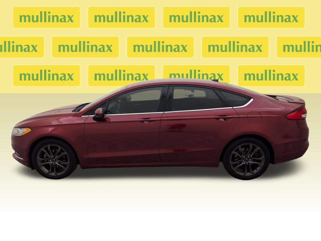 Used 2018 Ford Fusion SE w/ Equipment Group 201A FWD image 9