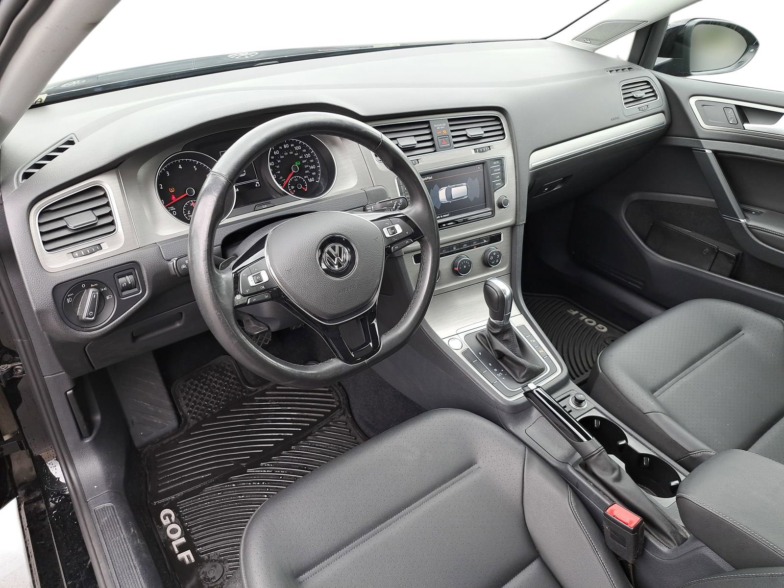 Used 2016 Volkswagen Golf SE w/ Lighting Package image 5