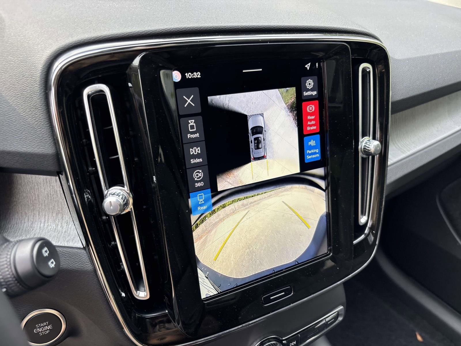 New 2026 Volvo XC40 B5 Plus w/ Protection Package Premier AWD/4WD image 20