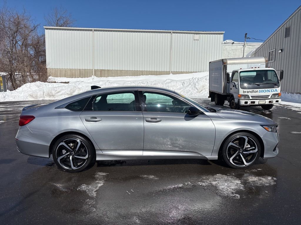 Used 2022 Honda Accord Sport image 7