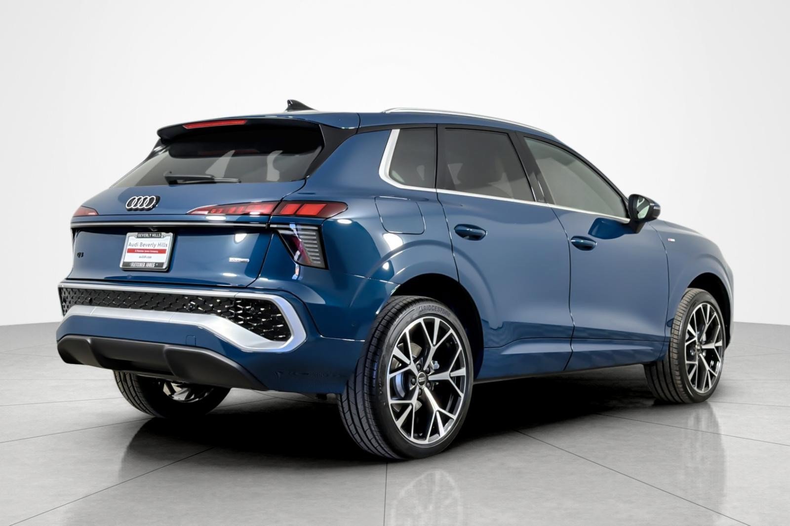 New 2026 Audi Q3 quattro 2.0T AWD/4WD image 6