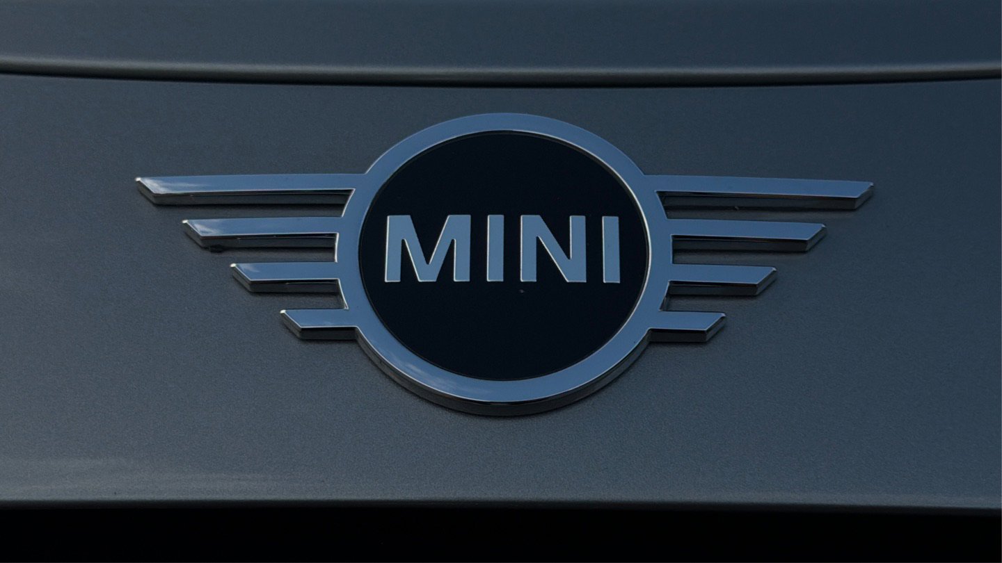 Used 2021 MINI Cooper S w/ Premium Package image 44