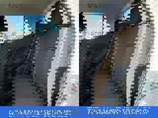 Used 2025 Hyundai Venue SE image 10