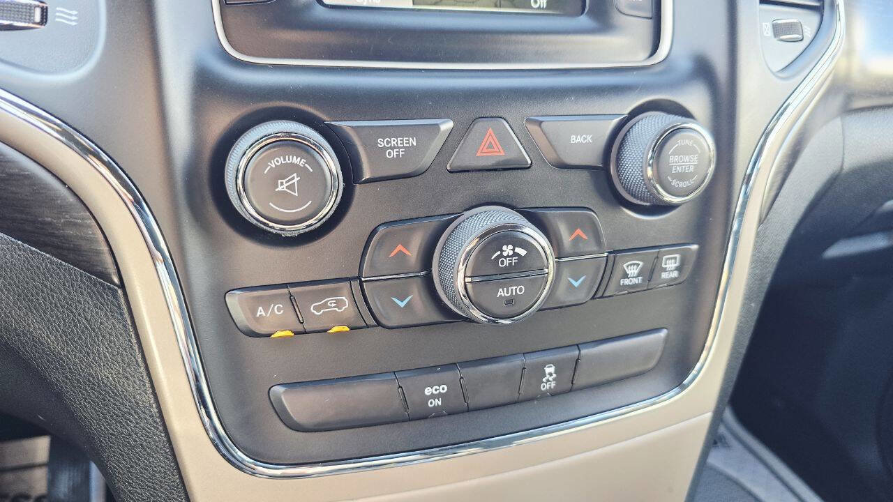 Used 2015 Jeep Grand Cherokee Laredo image 18