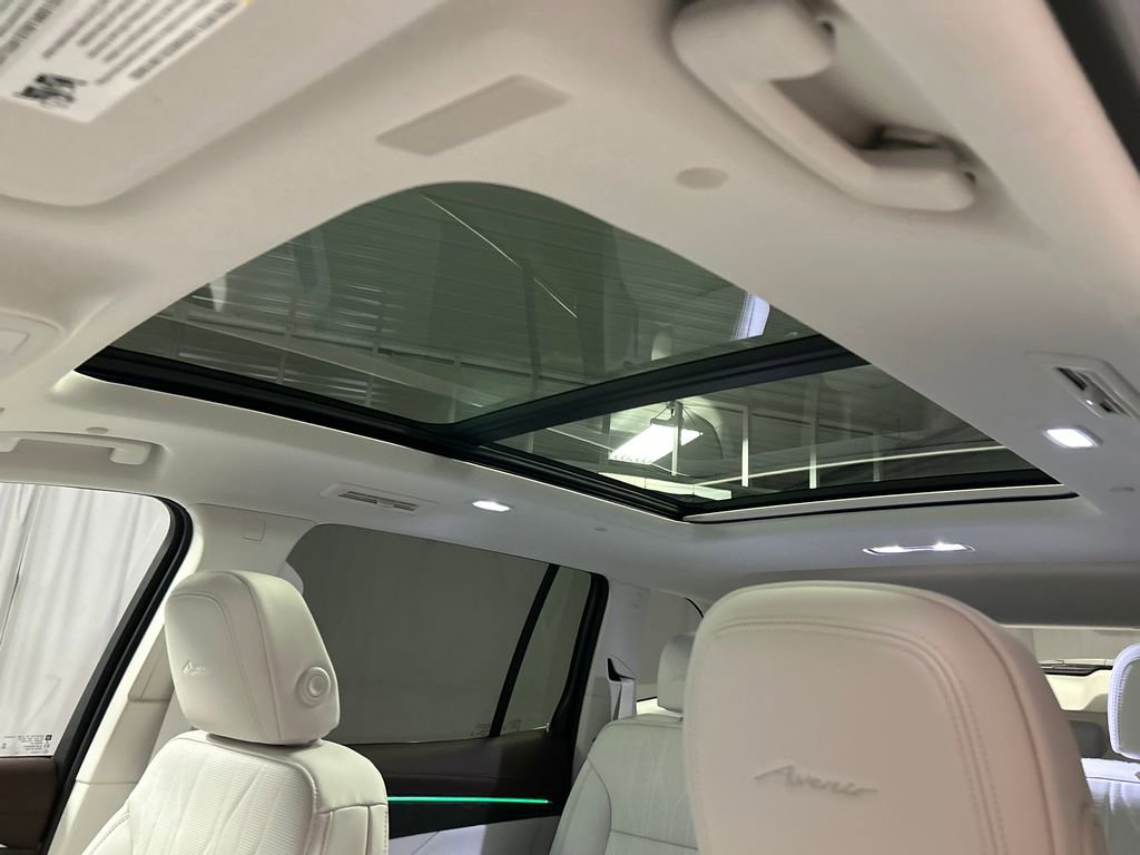 New 2026 Buick Enclave Avenir image 21