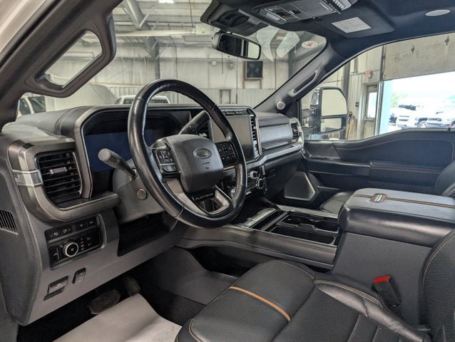 Used 2023 Ford F350 Platinum w/ FX4 Off-Road Package AWD/4WD image 16
