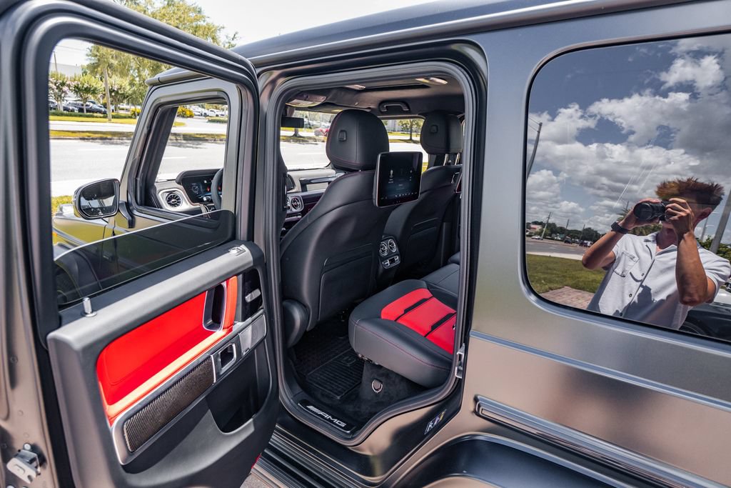 Used 2025 Mercedes-Benz G 63 AMG 4MATIC image 40