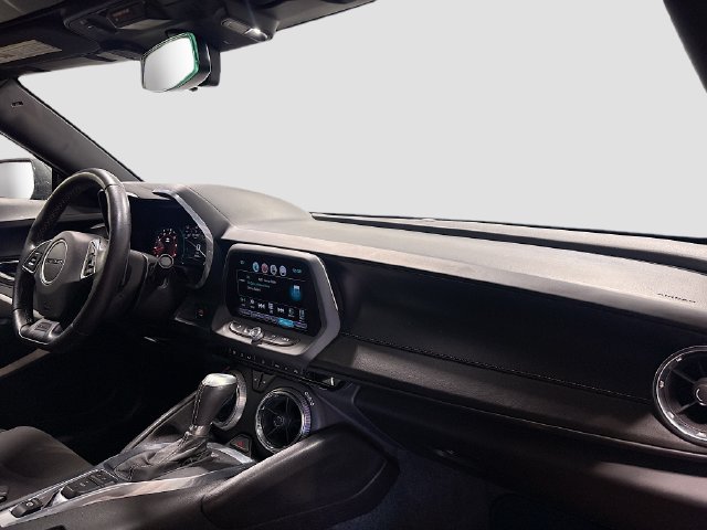 Used 2017 Chevrolet Camaro SS RWD image 26