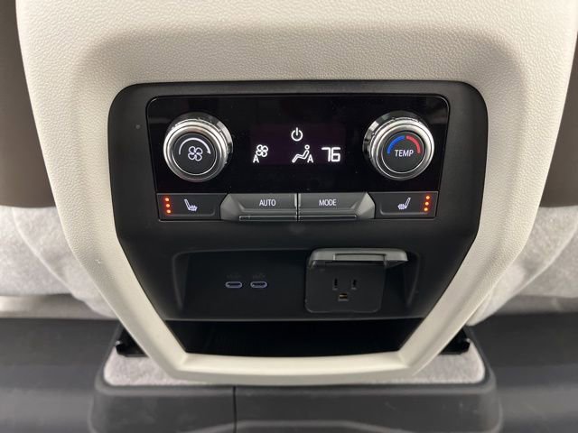 Used 2025 GMC Acadia Denali w/ Super Cruise Package image 44