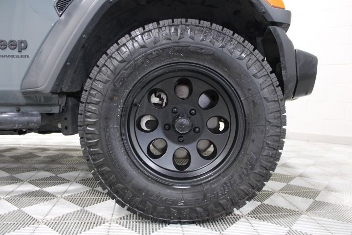 Used 2024 Jeep Wrangler Sport AWD/4WD image 41
