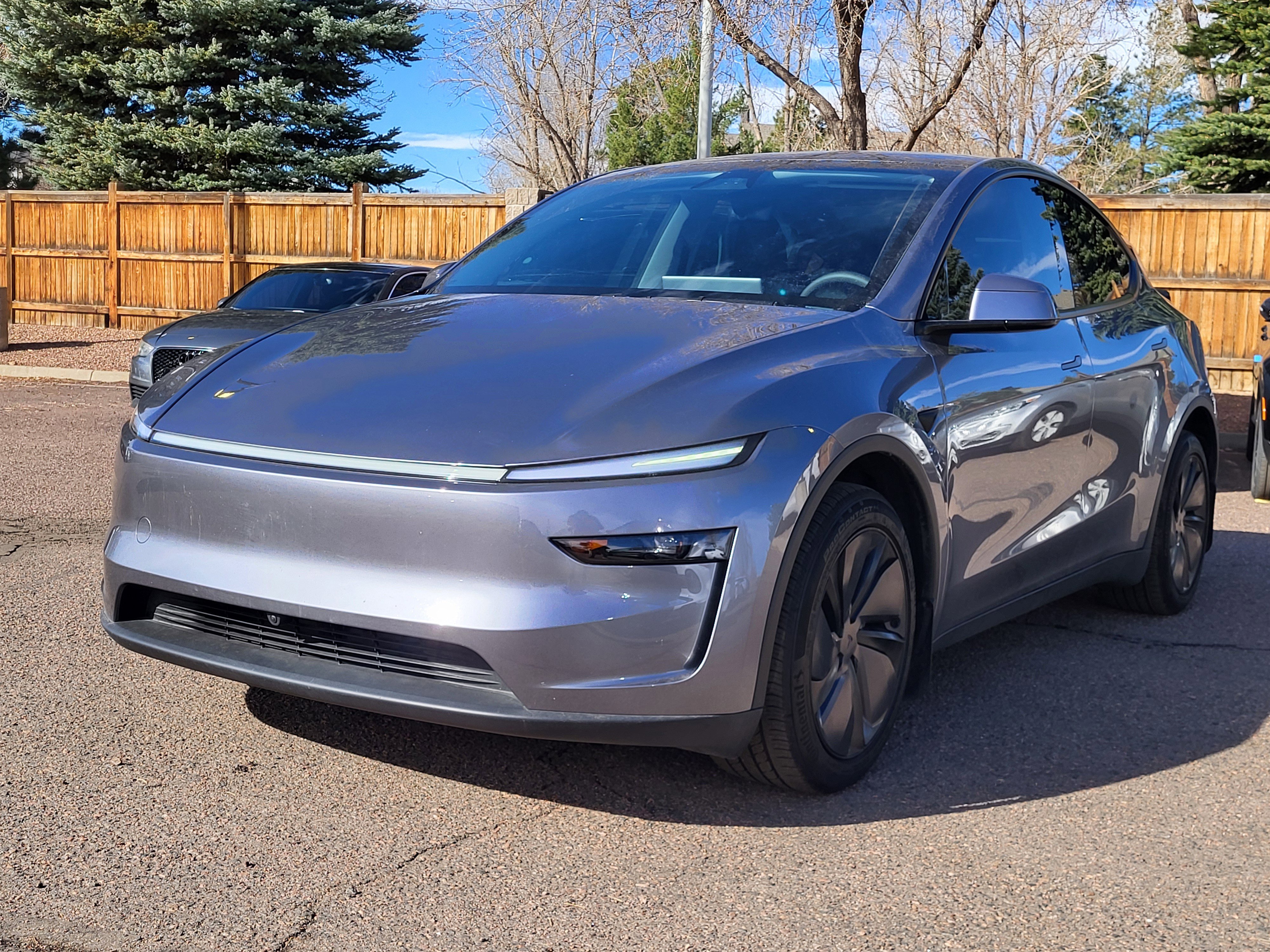Used 2026 Tesla Model Y Long Range image 4