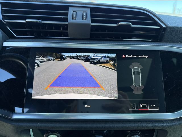 Used 2024 Audi Q3 2.0T Premium image 27