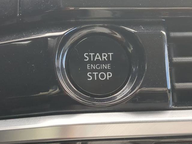 Certified 2025 Nissan Pathfinder SL image 28