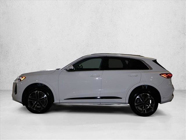 Used 2025 Audi Q5 Premium w/ Convenience Package AWD/4WD image 10
