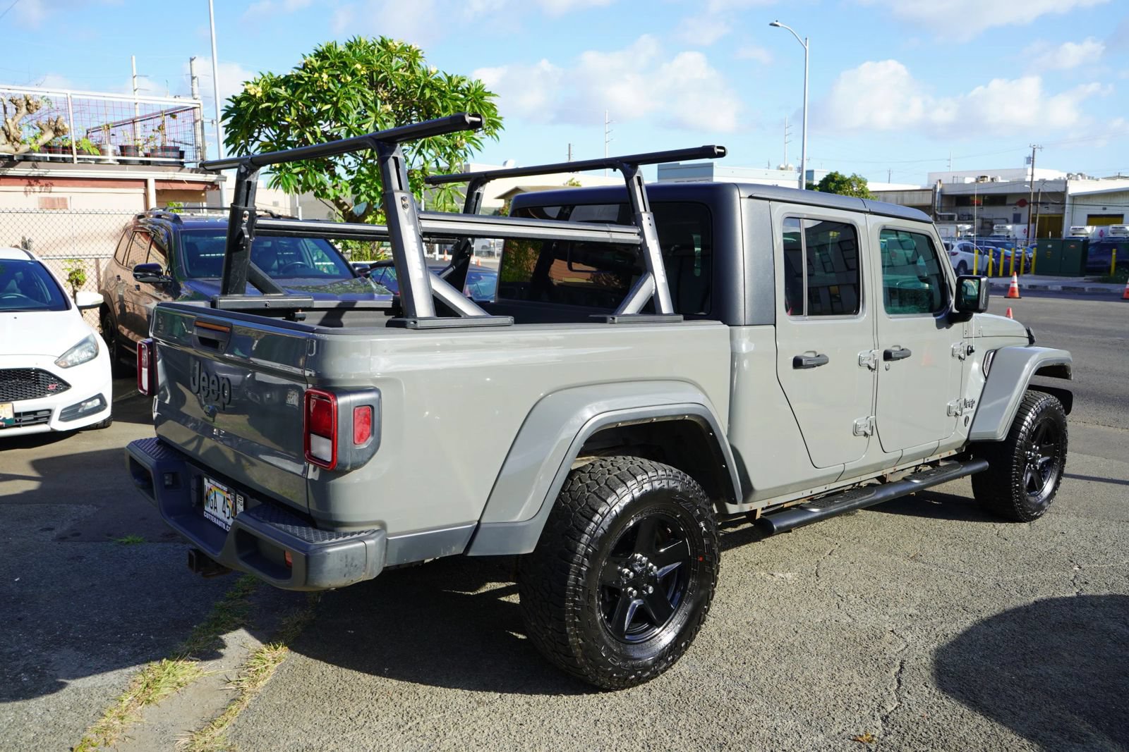 Used 2021 Jeep Gladiator Sport AWD/4WD image 24