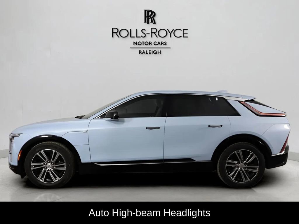 Used 2024 Cadillac Lyriq Luxury RWD image 9