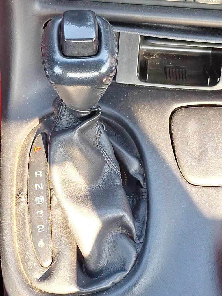 Used 2004 Chevrolet Corvette Base w/ Preferred Equipment Group image 28