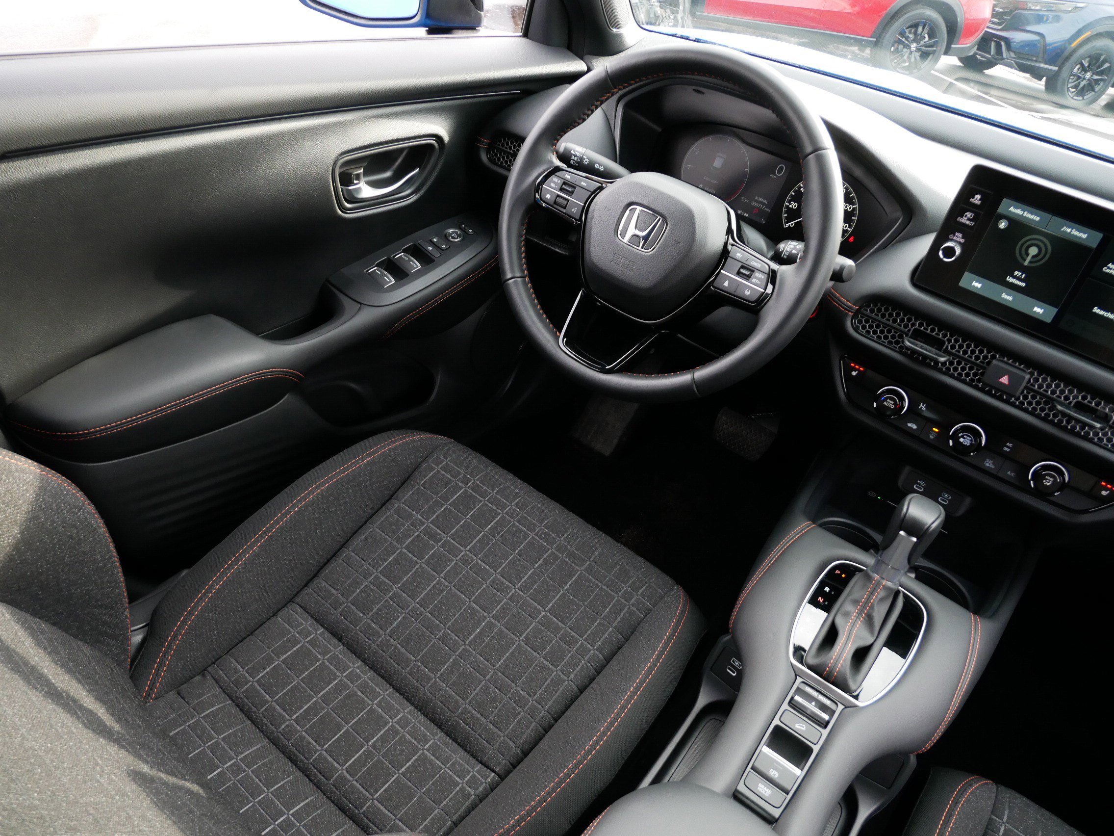 Certified 2026 Honda HR-V Sport image 9