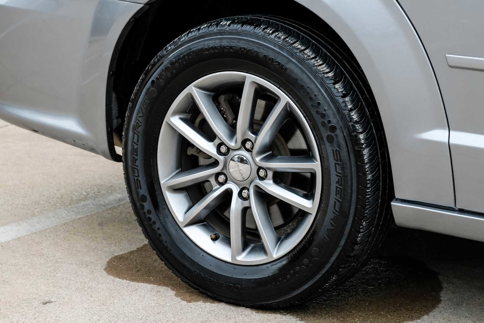 Used 2016 Dodge Grand Caravan SE image 51