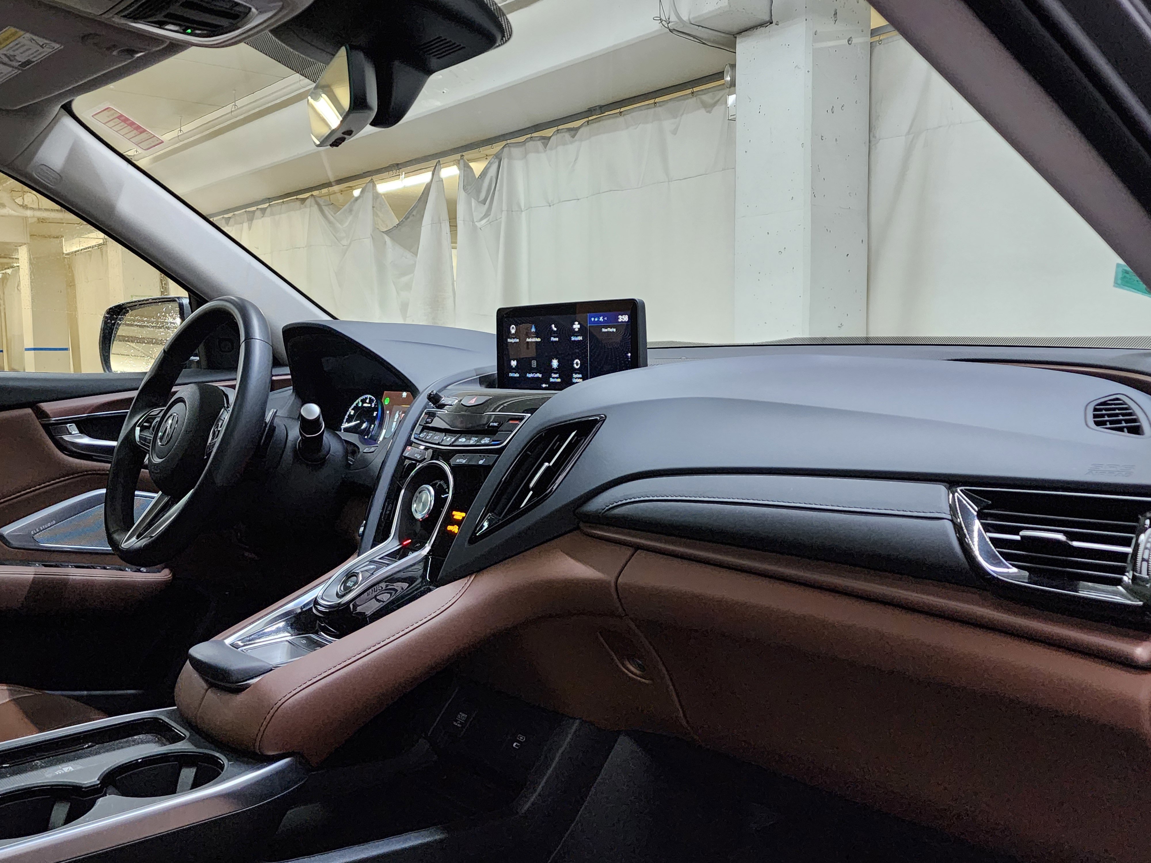 Used 2025 Acura RDX SH-AWD w/ Technology Package image 22