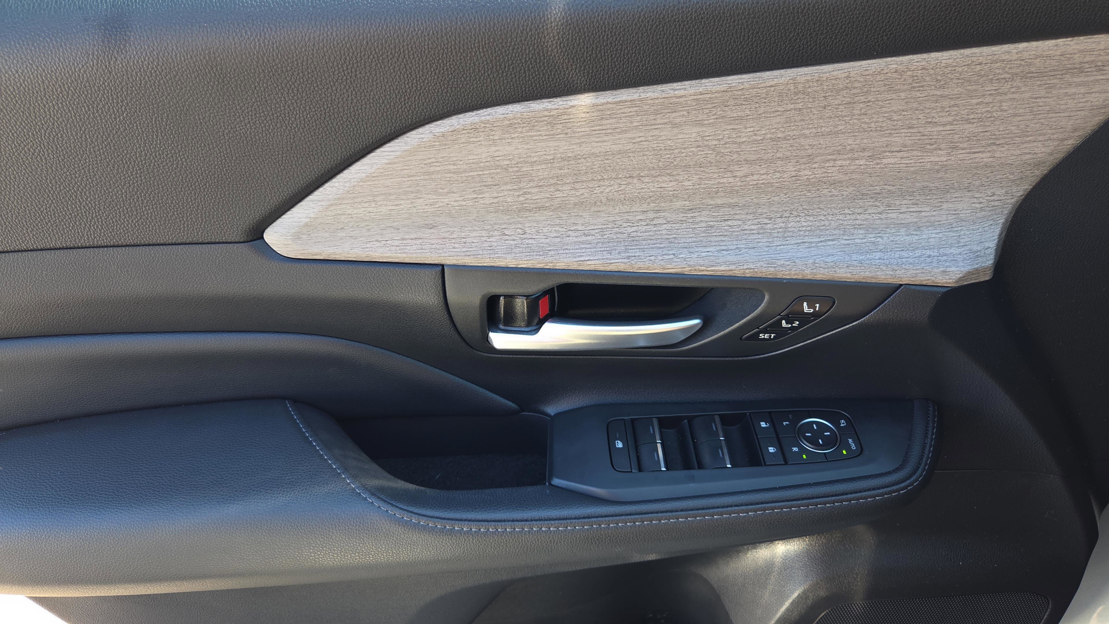 Certified 2024 Toyota Grand Highlander Platinum image 24