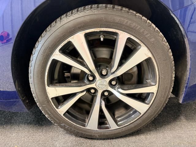 Used 2018 Nissan Maxima 3.5 SV image 17