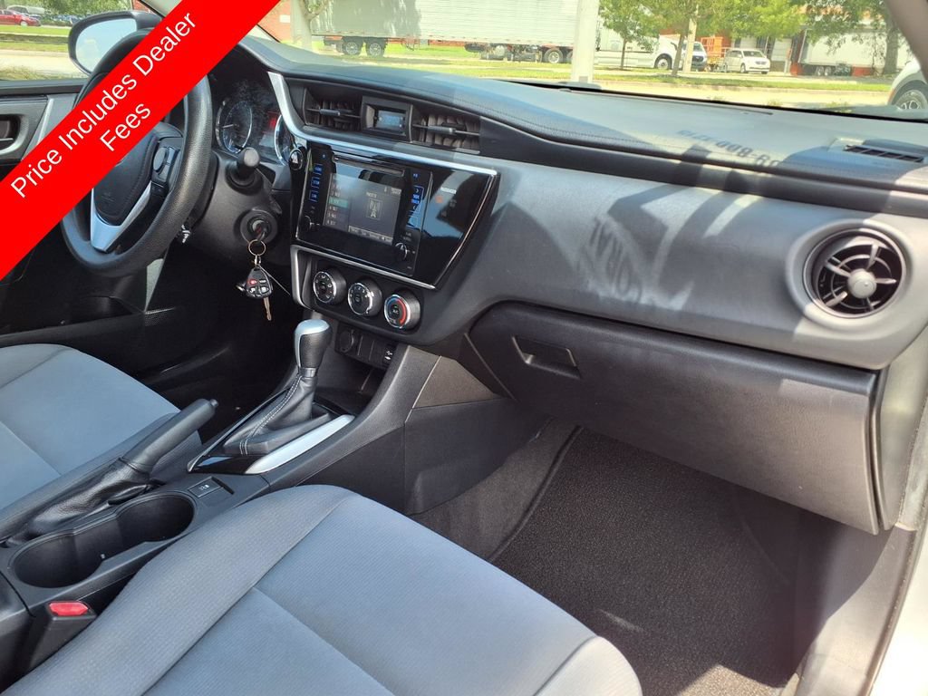 Used 2017 Toyota Corolla L FWD image 10