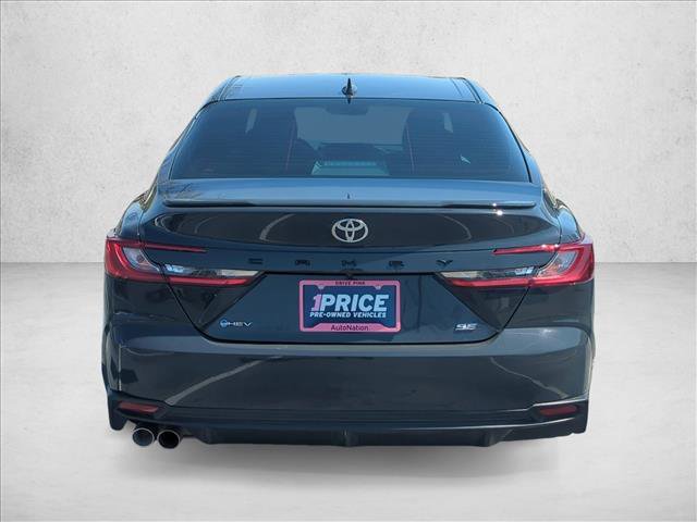 Used 2025 Toyota Camry SE w/ Convenience Package image 6