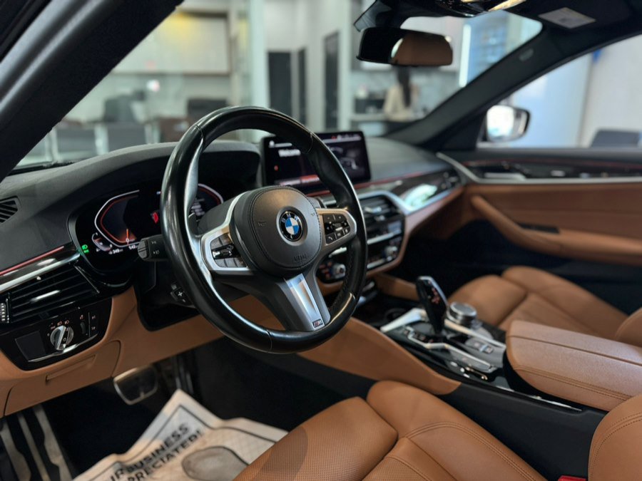 Used 2023 BMW 530i w/ M Sport Package RWD image 13