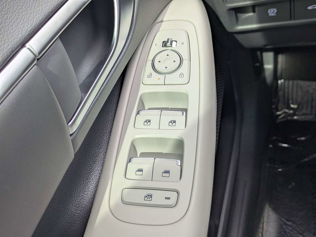 Certified 2024 Hyundai Sonata SEL FWD image 23
