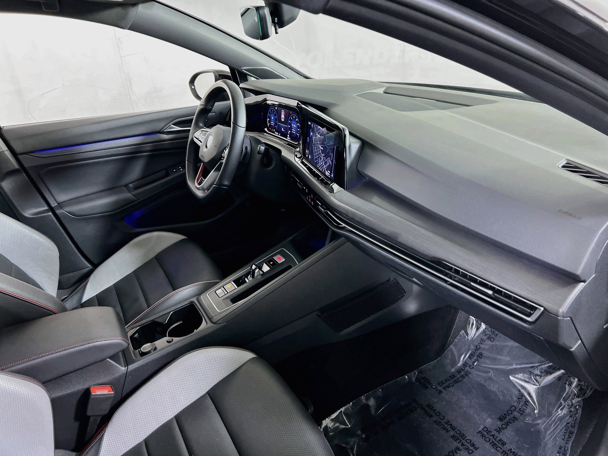 Used 2022 Volkswagen GTI SE w/ SE Leather Package image 29