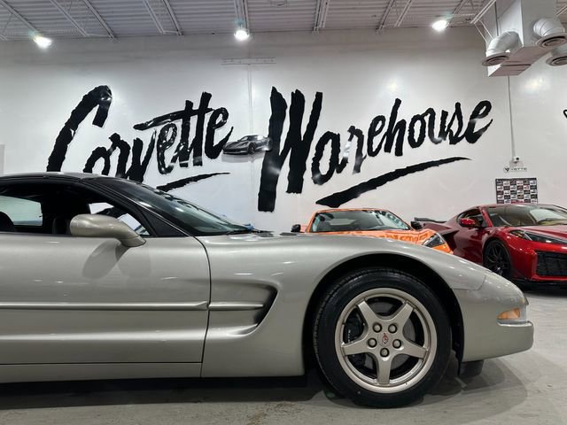 Used 2000 Chevrolet Corvette Coupe w/ Memory Pkg image 5