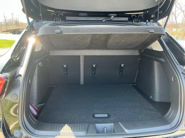 New 2026 Chevrolet Trax ACTIV w/ Sunroof Package FWD image 10
